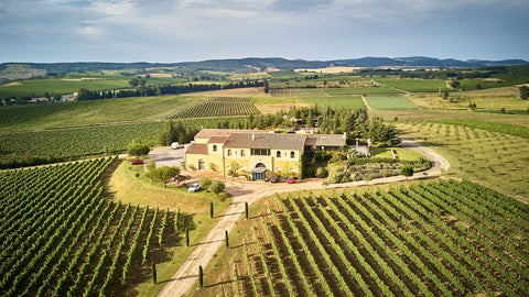 Vue aérienne du Domaine Gayda, producteur du Chemin de Moscou